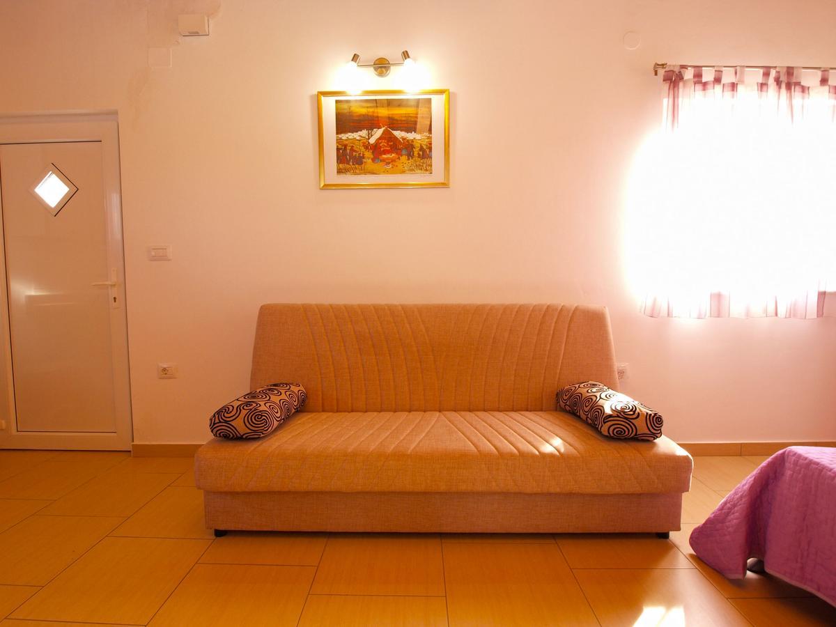 Apartments Iva 1534 Pula Exterior foto